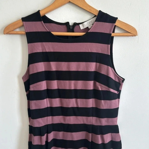 LOFT Sleeveless Black and Pink Mini Dress - Picture 3 of 6